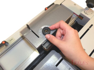 Akiles Crimp-@-Coil Step 3