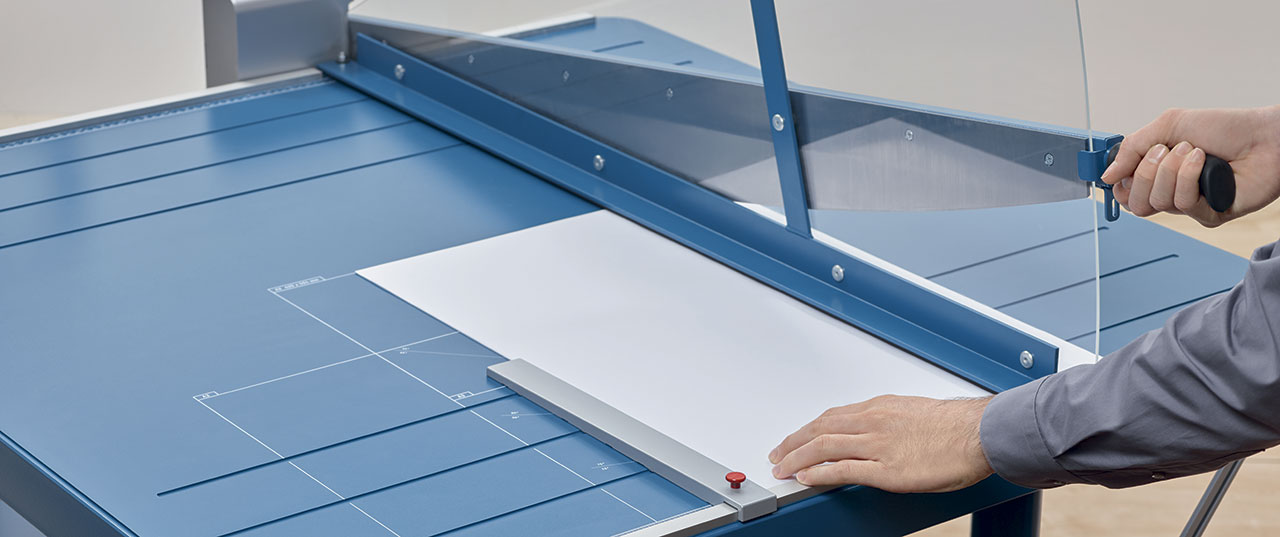 Dahle Professional Heavy Duty Paper Cutter 18- Guillotine Style